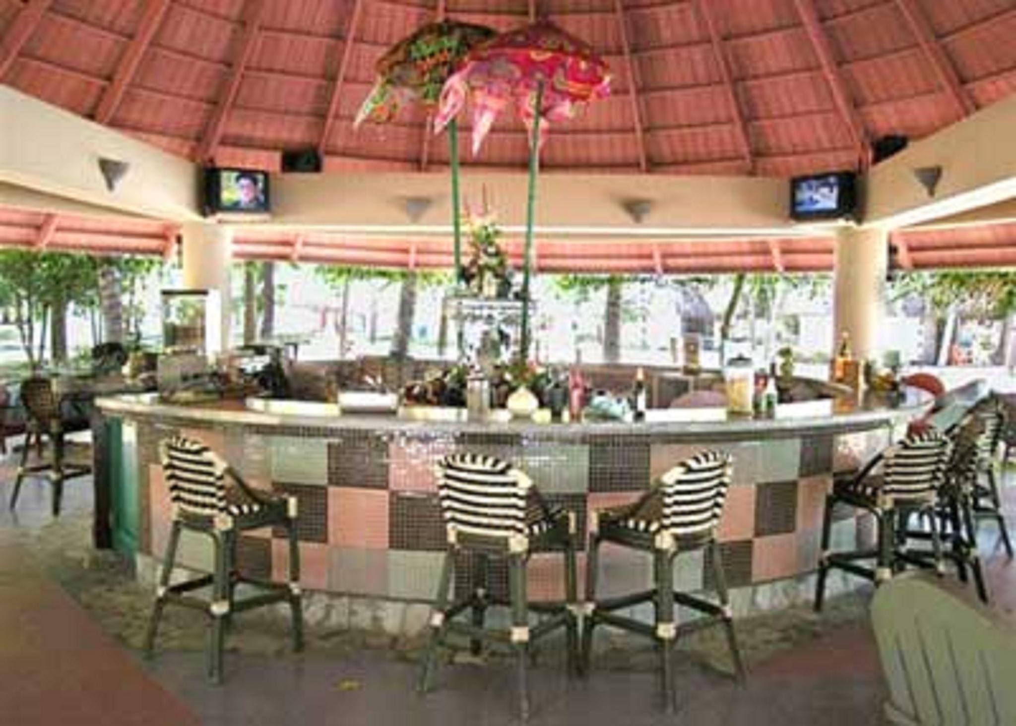 Cordova Reef Village Resort Lapu-Lapu City Exterior photo