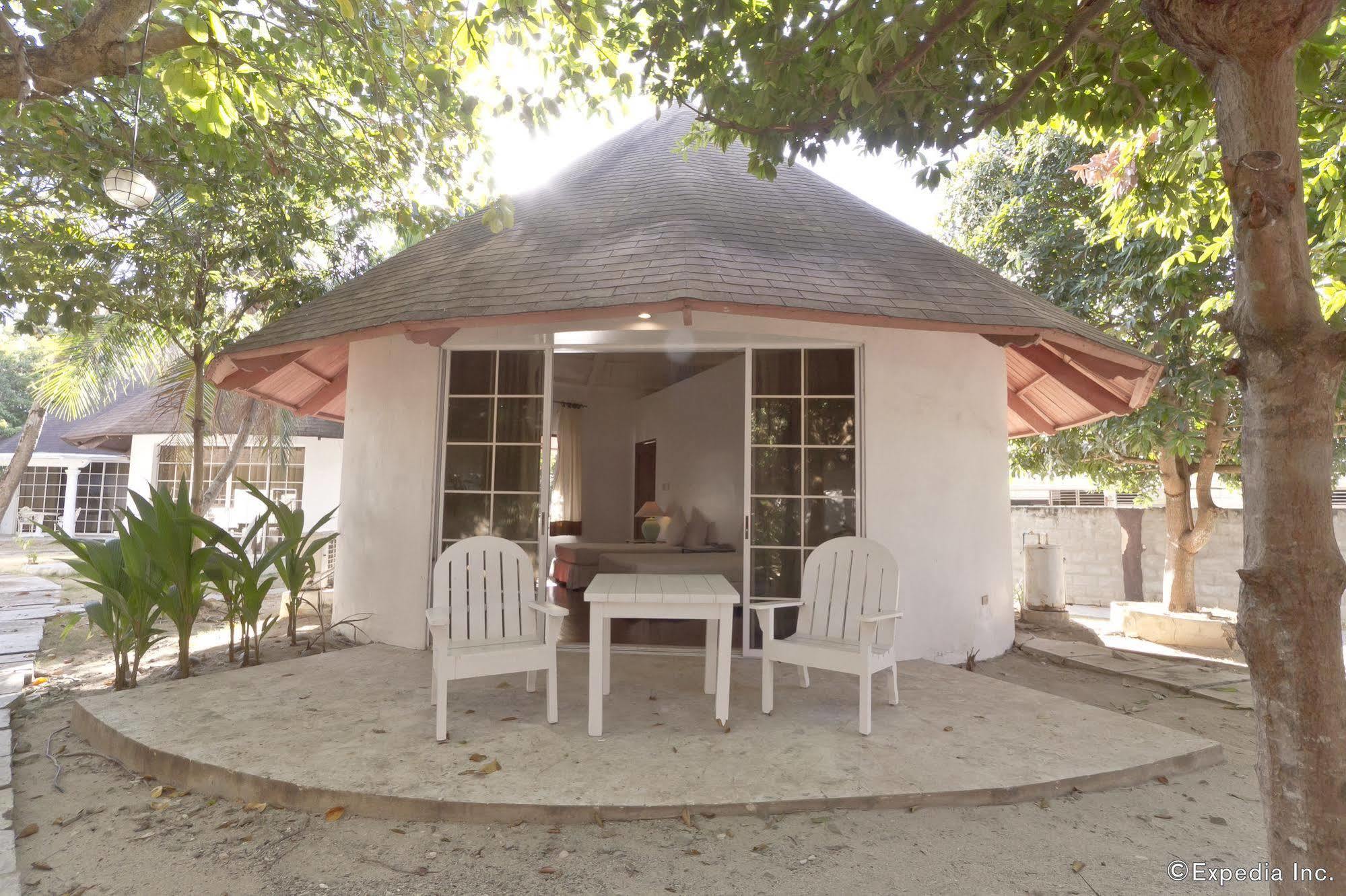 Cordova Reef Village Resort Lapu-Lapu City Exterior photo